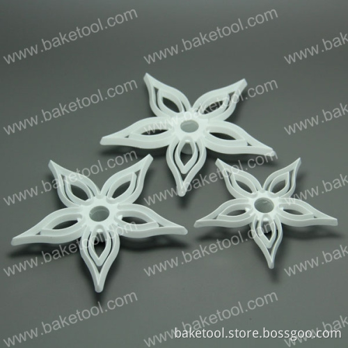 3pcs Different Size Gum Paste Flowers Overlapping Petel for Cake Decoration